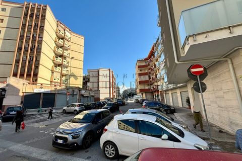 Apartament a Bari, Bari, Bari - € 600/mes | Ref: 1336 - foto 16