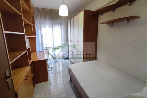 Villa a Chieti, Chieti, Chieti - € 260/mes | Ref: Viale Abruzzo Di Risio - foto 2