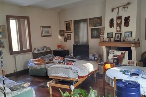 Villa i Carpi, Modena, Carpi - € 350.000 | Ref: DBL-975 - foto 7