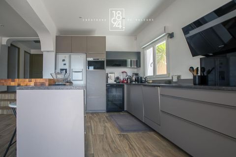 Villa i Marseille, Bouches-du-Rhone, Marseille - € 750.000 | Ref: 7DQO-J40-ZF9 - foto 10