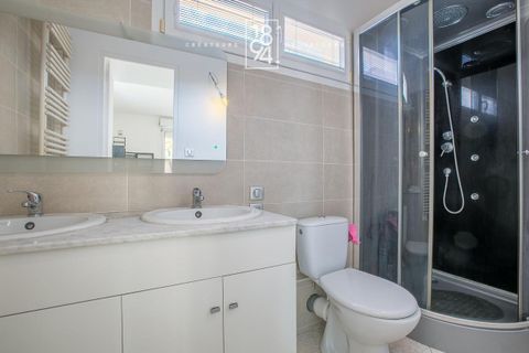 Villa i Marseille, Bouches-du-Rhone, Marseille - € 750.000 | Ref: 7DQO-J40-ZF9 - foto 24