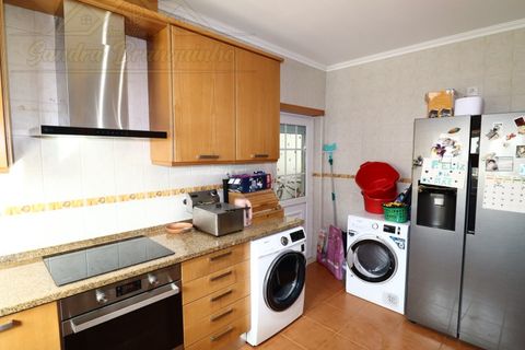 Villa i Santa Barbara, Lisbon, Santa Barbara - € 419.000 | Ref: CAS_449 - foto 12