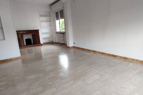 Villa a Pisa, Pisa, Pisa - € 1.500/mes | Ref: 2026133 - foto 4