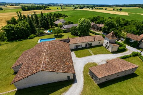 Villa i Verteillac, Dordogne, Verteillac - € 395.000 | Ref: BVI77972 - foto 15