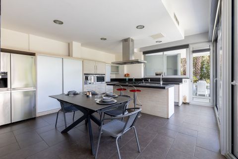 Villa i Mataro, Barcelona, Mataro - € 1 050 000 | Ref: KBMN611 - foto 10