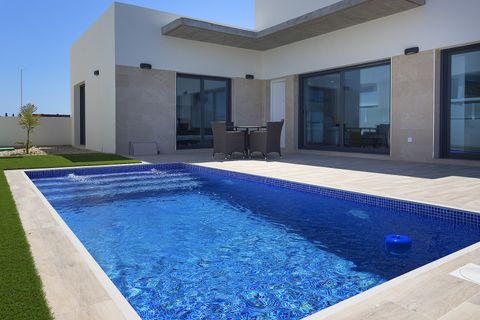 Villa a Daya Nueva, Alicante, Daya Nueva - € 331.000 | Ref: BM8057 - foto 2