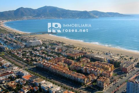 Lejlighed i Empuriabrava, Gerona, Empuriabrava - € 200.000 | Ref: 3847 - foto 36