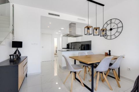 Villa i Los Balcones, Alicante, Los Balcones - € 315.000 | Ref: MLSC4049009 - foto 2