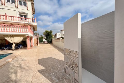 Villa a Calpe, Alicante, Calpe - € 2.500/mes | Ref: Alq 329 - foto 4