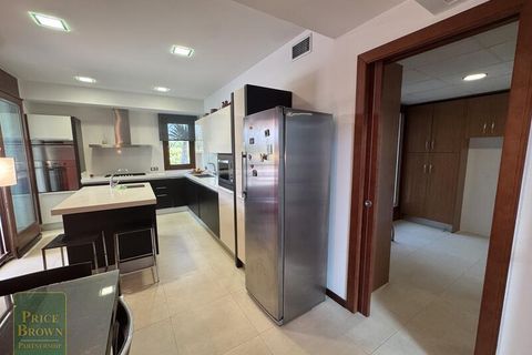 Villa i Huercal-Overa, Almeria, Huercal-Overa - € 620.000 | Ref: DV1613 - foto 27