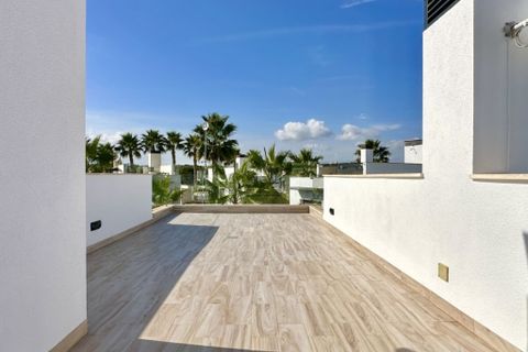 Villa i Cabo Roig, Alicante, Cabo Roig - € 449.950 | Ref: THKMR60-264-5170 - foto 4