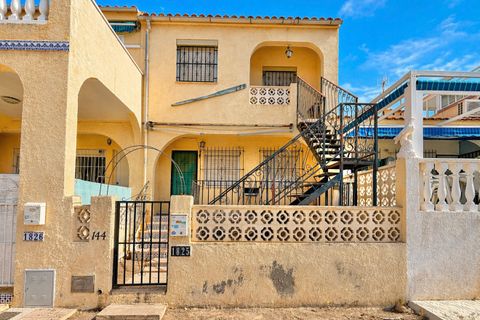 Rækkehus i La Marina, Alicante, La Marina - € 119.999 | Ref: NP: 871 - foto 1