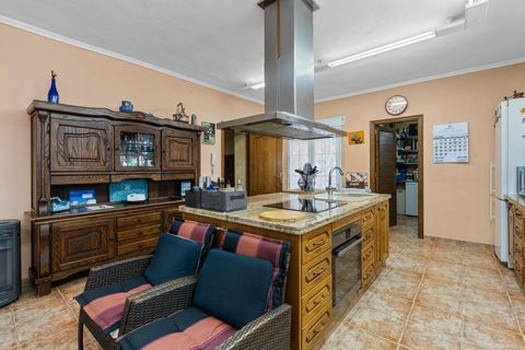 Villa a El Altet, Alicante, El Altet - € 679.000 | Ref: Ref-CBE02-237 - foto 4