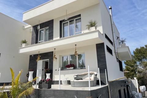 Villa a Los Balcones, Alicante, Los Balcones - € 650.000 | Ref: Ref-2037D - foto 3