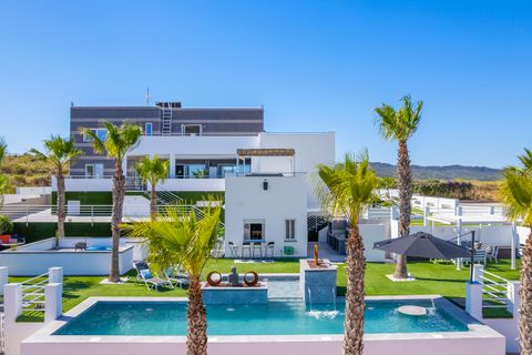 Villa a Torremendo, Alicante, Torremendo - € 1.695.000 | Ref: Ref-3000D - foto 2