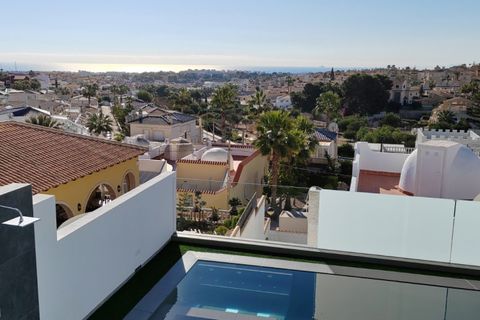 Villa i Torrevieja, Alicante, Torrevieja - € 750.000 | Ref: Ref-MOVE-259 - foto 2