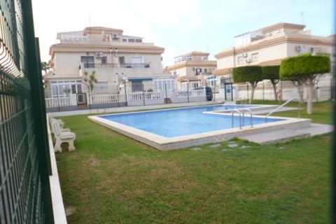 Villa i Playa Flamenca, Alicante, Playa Flamenca - € 419.000 | Ref: Ref-F1145 - foto 2