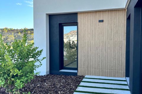 Villa i Finestrat, Alicante, Finestrat - € 850.000 | Ref: Ref-M1034NB/13477 - foto 11