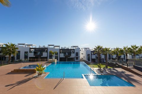 Apartamento en Punta Prima, Alicante, Punta Prima - € 274.900 | Ref: Ref-E-1033 - photo 1