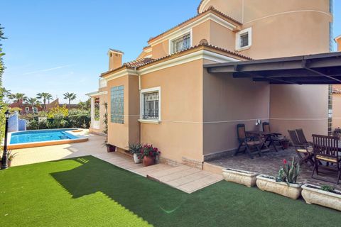 Villa a Torrevieja, Alicante, Torrevieja - € 950.000 | Ref: Ref-MOVE-333 - foto 7
