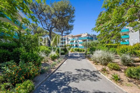 Lejlighed i Saint-Raphaël, Var, Saint-Raphaël - € 516.000 | Ref: 87060635 - foto 11