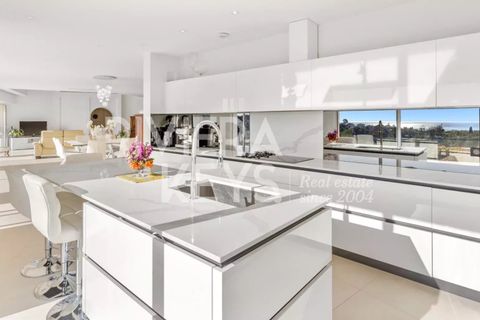 Villa i Cagnes-sur-Mer, Alpes-Maritimes, Cagnes-sur-Mer - € 3.395.000 | Ref: 86405187 - foto 14