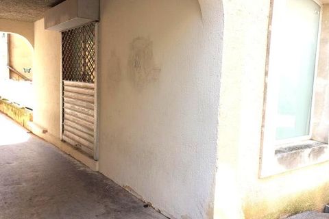 L'establiment comercial a Cavaillon, Vaucluse, Cavaillon - € 1.440/mes | Ref: VSA-055250-1284 - foto 2