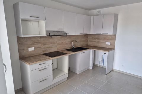 Apartament a Saint-Raphaël, Var, Saint-Raphaël - € 1.051/mes | Ref: _SSL-083592-1102 - foto 2