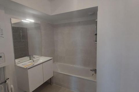 Apartament a Saint-Raphaël, Var, Saint-Raphaël - € 1.051/mes | Ref: _SSL-083592-1102 - foto 3