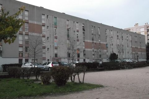 Apartament a Avignon, Vaucluse, Avignon - € 448/mes | Ref: SAN-003620-0132 - foto 3