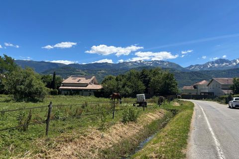 Helårsgrund i Lumbin, Isere, Lumbin - € 171.000 | Ref: SH-700 - foto 1