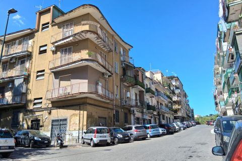 Erhvervsejendom i Naples, Naples, Naples - € 77.000 | Ref: Via F. Provenzale - foto 2