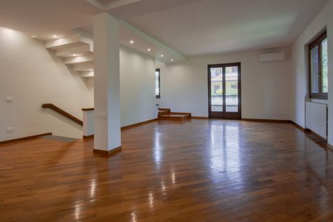 Villa i Prato, Prato, Prato - € 590.000 | Ref: RB590 - foto 2