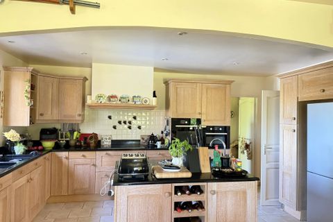 Villa a Oriolles, Charente, Oriolles - € 245.000 | Ref: BVI85803 - foto 4