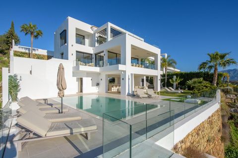 Villa a Estepona, Malaga, Estepona - € 4.895.000 | Ref: DLR17085/14009 - foto 2