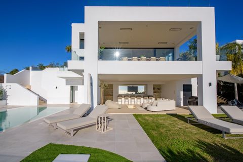 Villa a Estepona, Malaga, Estepona - € 4.895.000 | Ref: DLR17085/14009 - foto 3