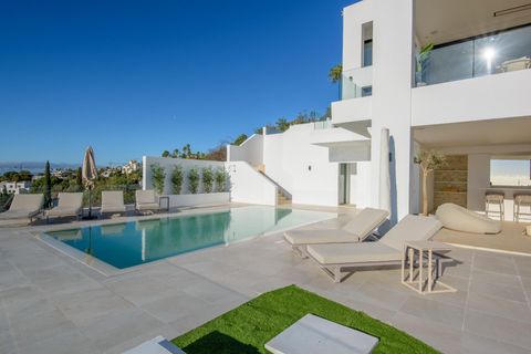 Villa a Estepona, Malaga, Estepona - € 4.895.000 | Ref: DLR17085/14009 - foto 4