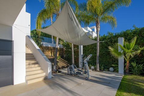 Villa a Estepona, Malaga, Estepona - € 4.895.000 | Ref: DLR17085/14009 - foto 5