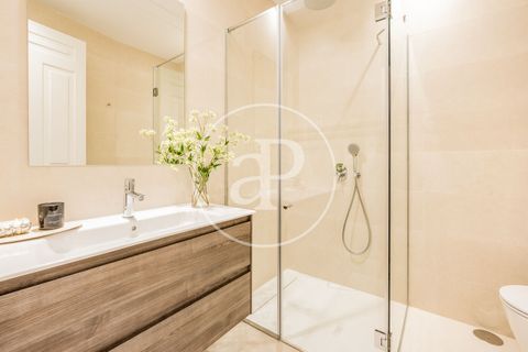 Apartament a Madrid, Madrid, Madrid - € 3.600/mes | Ref: AM2606055 - foto 19