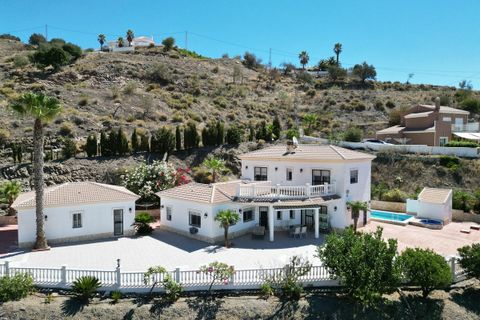 Villa i Arenas De Velez, Malaga, Arenas De Velez - € 625.000 | Ref: R5419402 - foto 1