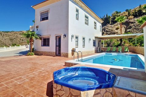 Villa i Arenas De Velez, Malaga, Arenas De Velez - € 625.000 | Ref: R5419402 - foto 3