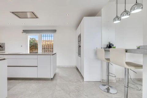 Villa en Marbella, Malaga, Marbella - € 2.200.000 | Ref: DA-RR2291 - photo 11