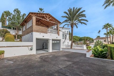 Villa en Marbella, Malaga, Marbella - € 2.200.000 | Ref: DA-RR2291 - photo 31