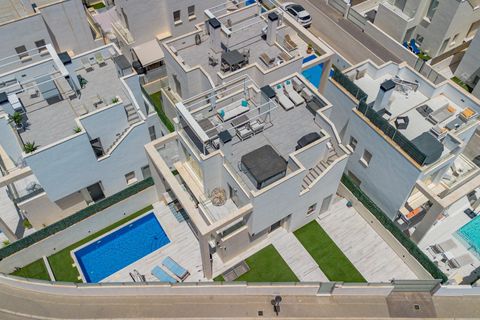 Villa i Cabo Roig, Alicante, Cabo Roig - € 590.000 | Ref: R11984 - foto 2