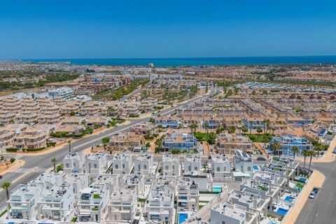 Villa i Cabo Roig, Alicante, Cabo Roig - € 590.000 | Ref: R11984 - foto 3