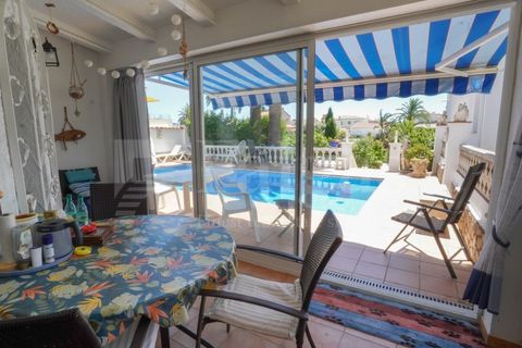 Villa a Empuriabrava, Gerona, Empuriabrava - € 890.000 | Ref: 211 - foto 13