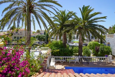 Villa a Empuriabrava, Gerona, Empuriabrava - € 890.000 | Ref: 211 - foto 39