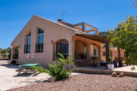 Villa a Pinoso, Alicante, Pinoso - € 495.000 | Ref: CF3350 - foto 3