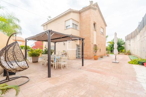 Villa i Betera, Valencia, Betera - € 990.000 | Ref: VAL69951 - foto 13