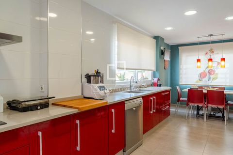 Villa i Betera, Valencia, Betera - € 990.000 | Ref: VAL69951 - foto 32